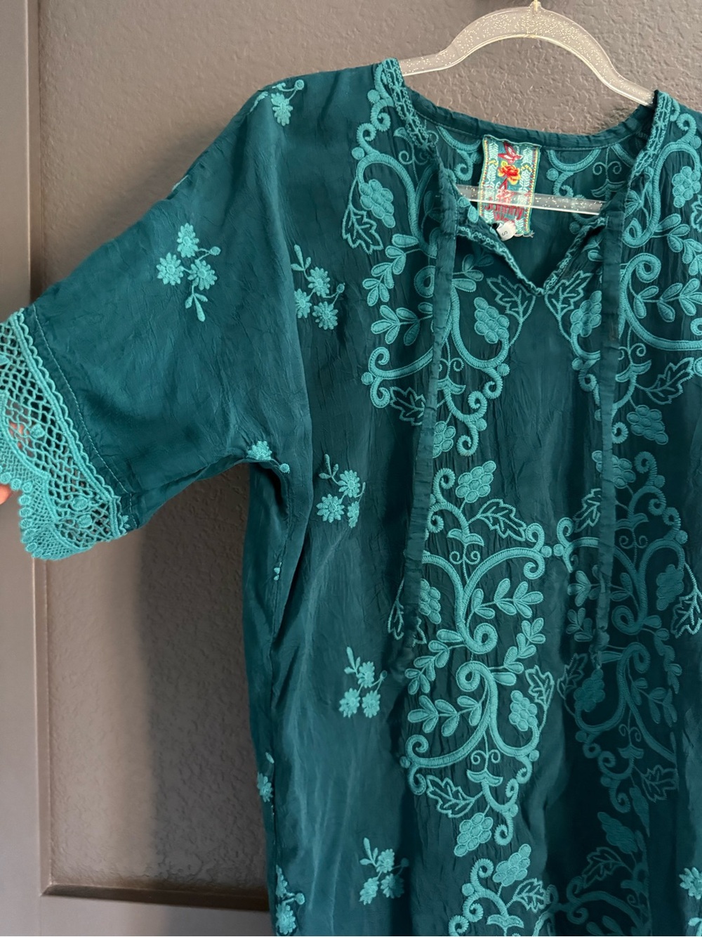 JOHNNY WAS • Embroidered Teal emerald Bohemian Tunic Top - Small - Picture 3 of 5